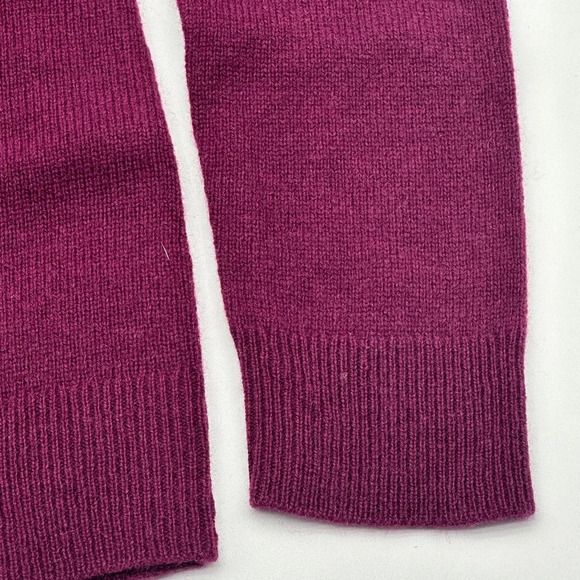 Ann Taylor 100% Cashmere Crimson Red V Neck Long Sleeve XS Sweater - Picture 3 of 10
